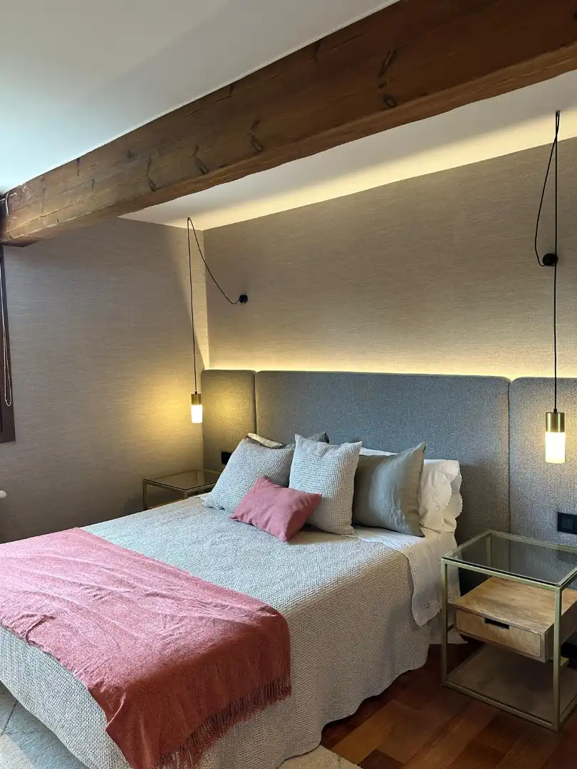 Habitación de Casa o chalet en venta en Boadilla del Monte con Aire acondicionado, Calefacción y Jardín privado