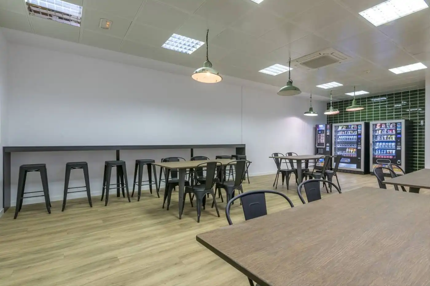 Office space to rent in Zona Industrial, imagen 7