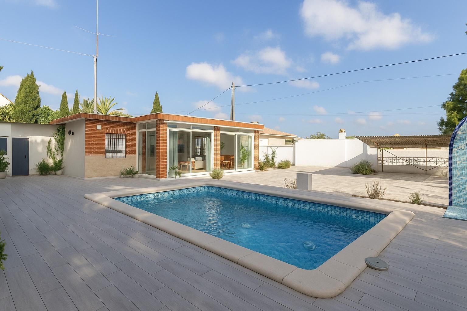 Piscina de Casa o chalet en venta en Alicante / Alacant