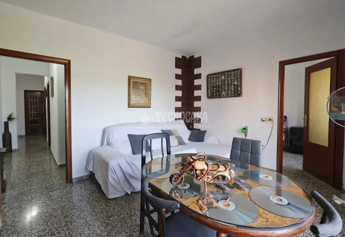 Wohnzimmer von Wohnung zum Verkauf in Sagunto / Sagunt mit Abstellraum und Balkon