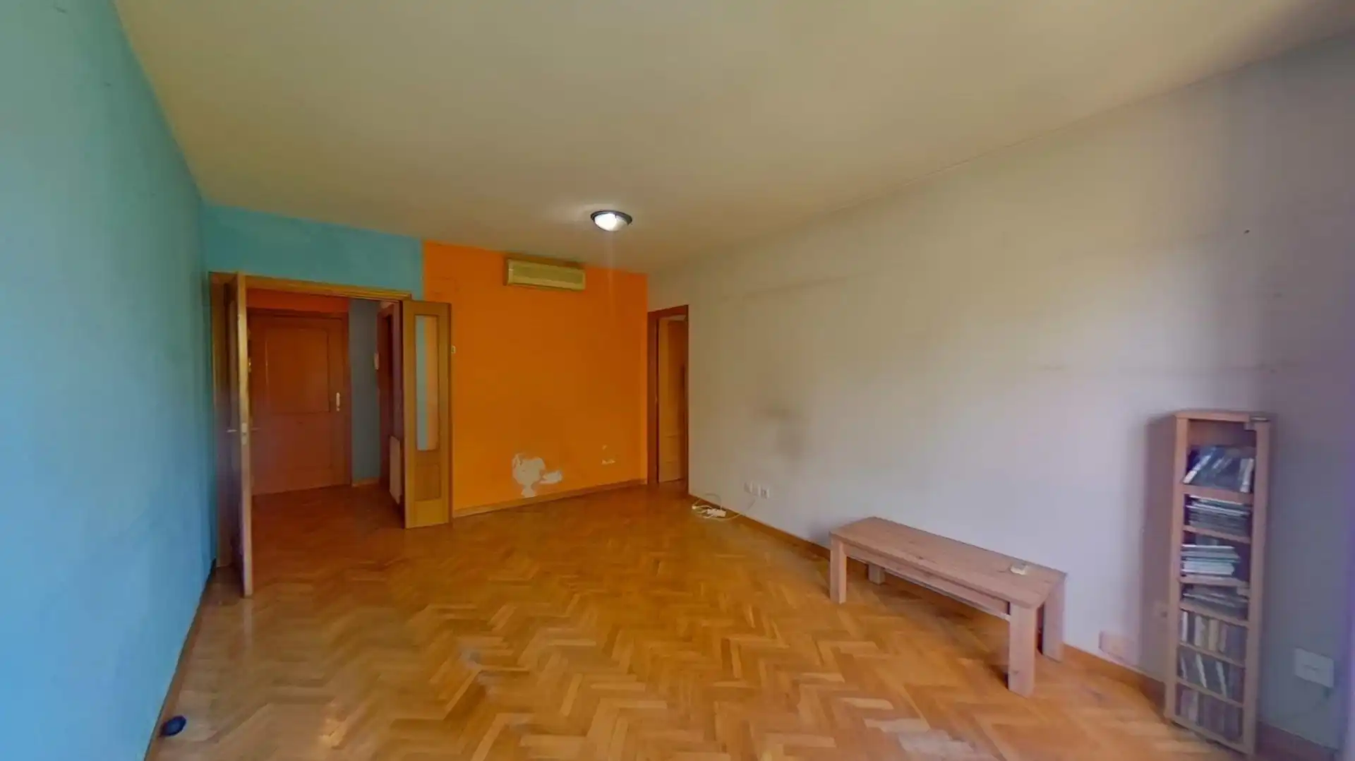 Sala d'estar de Pis en venda en Madrid amb Aire condicionat, Calefacció i Jardí privat
