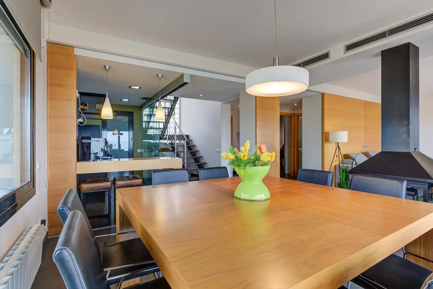 Esszimmer von Haus oder Chalet zum Verkauf in Castelldefels mit Klimaanlage, Heizung und Privatgarten