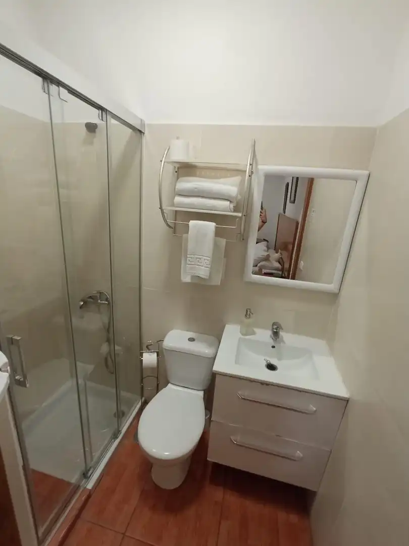 Baño de Piso para compartir en San Cristóbal de la Laguna