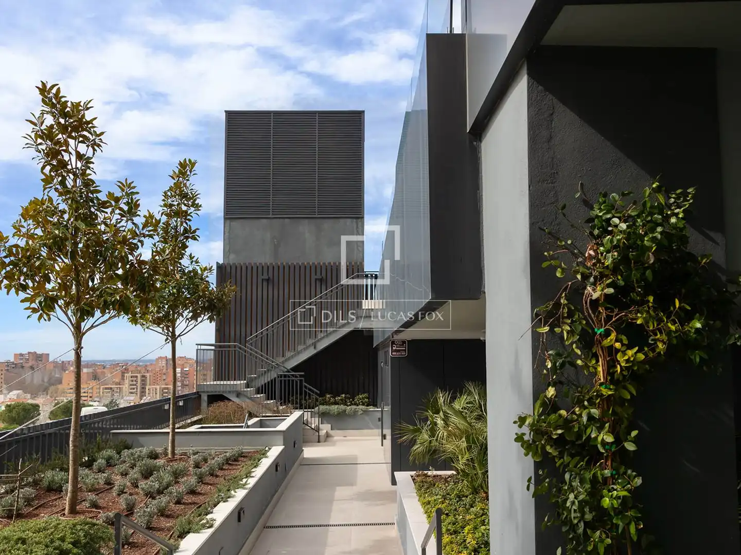 Vista exterior de Piso en venta en Madrid con Aire acondicionado, Calefacción y Terraza