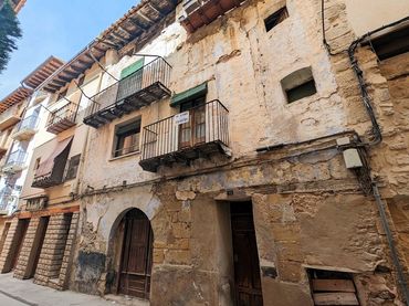 Maison avec balcon à vendre à Calle la Paz 10