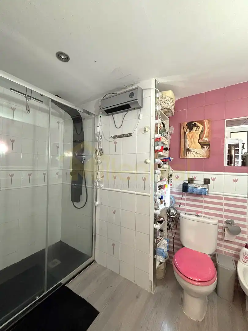 Baño de Piso en venta en Sevilla con Aire acondicionado y Terraza