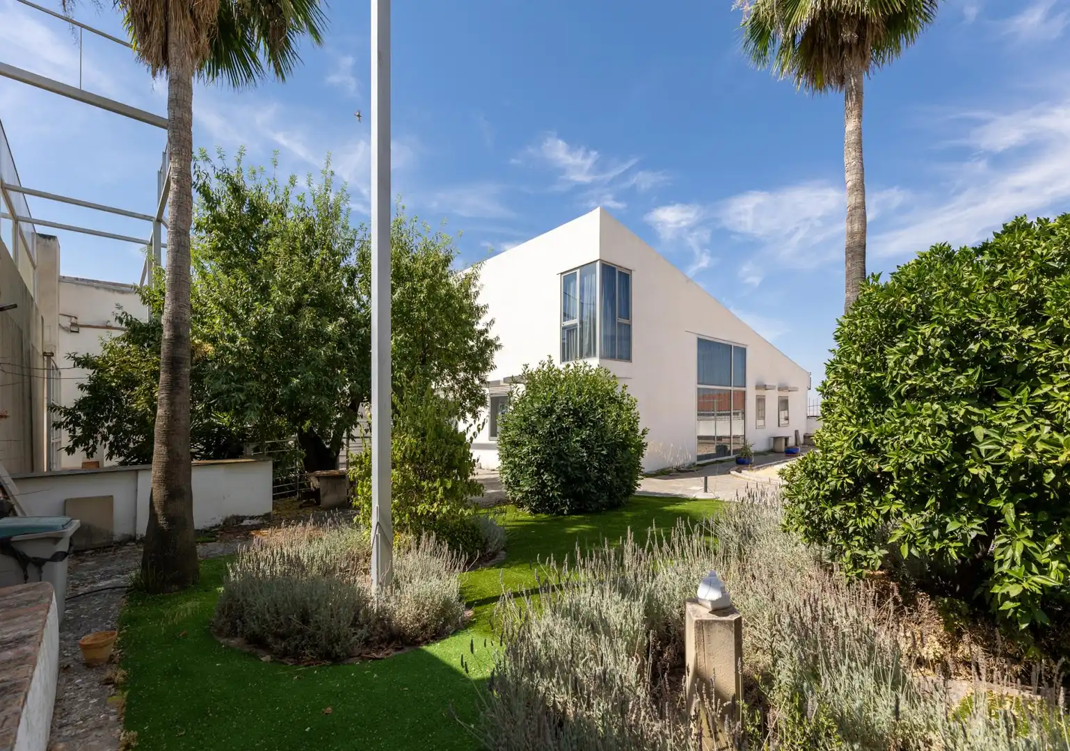 Exterior view of Houses for sale in Granada
