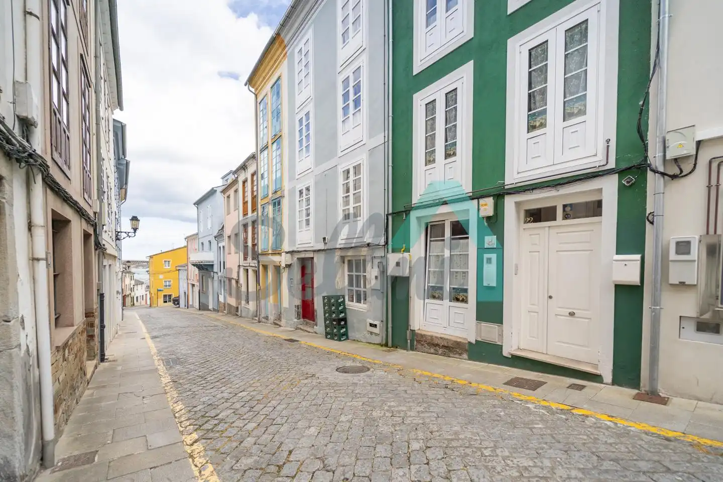 Vista exterior de Casa adosada en venta en Ribadeo con Calefacción, Jardín privado y Terraza