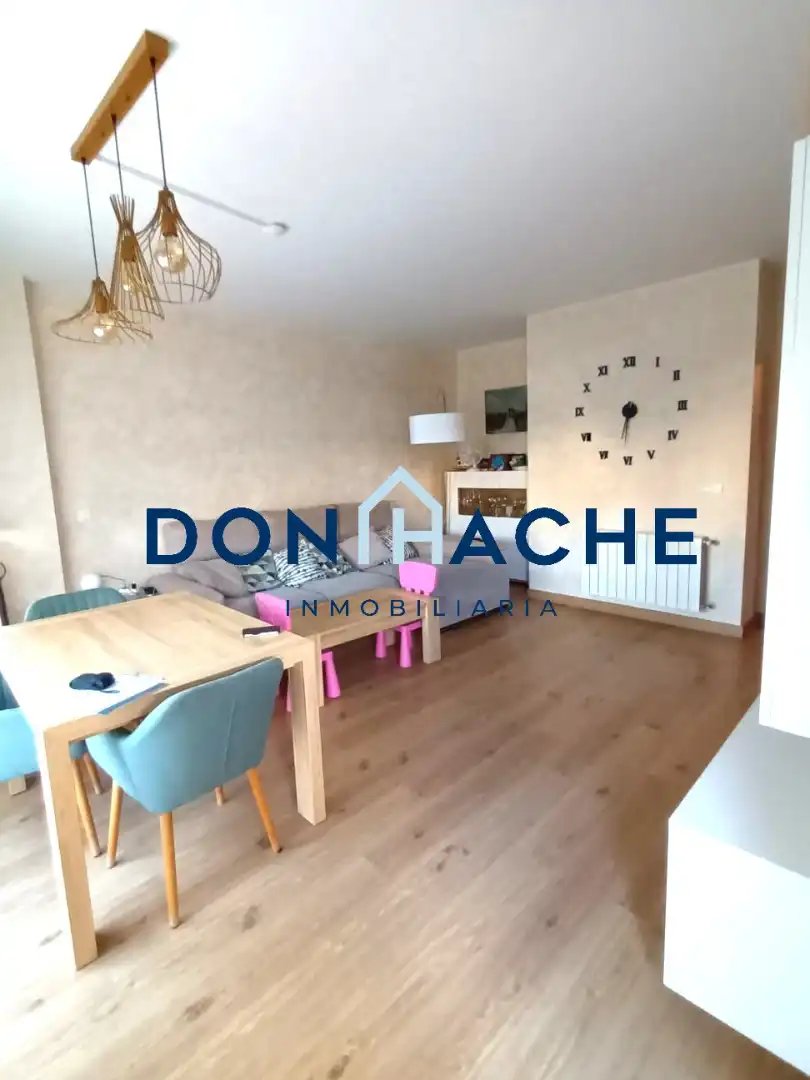 Flat with terrace for sale in Sur