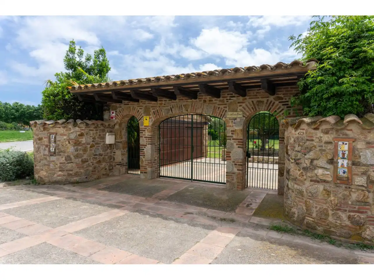 Finca rústica en venta en Castell d'Aro, Platja d'Aro i s'Agaró con Calefacción, Jardín privado y Terraza