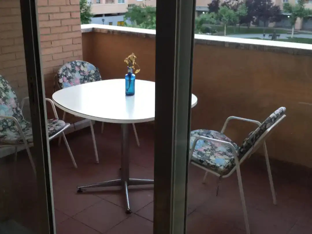 Terrasse von Wohnung zur Miete in  Madrid Capital mit Klimaanlage und Schwimmbad