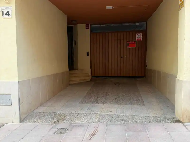 Parking of Garage for rent in Lucena