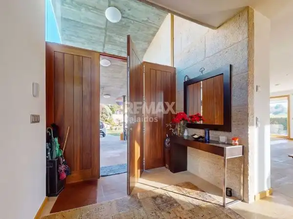 Casa o chalet en venta en Vigo  con Aire acondicionado, Calefacción y Jardín privado