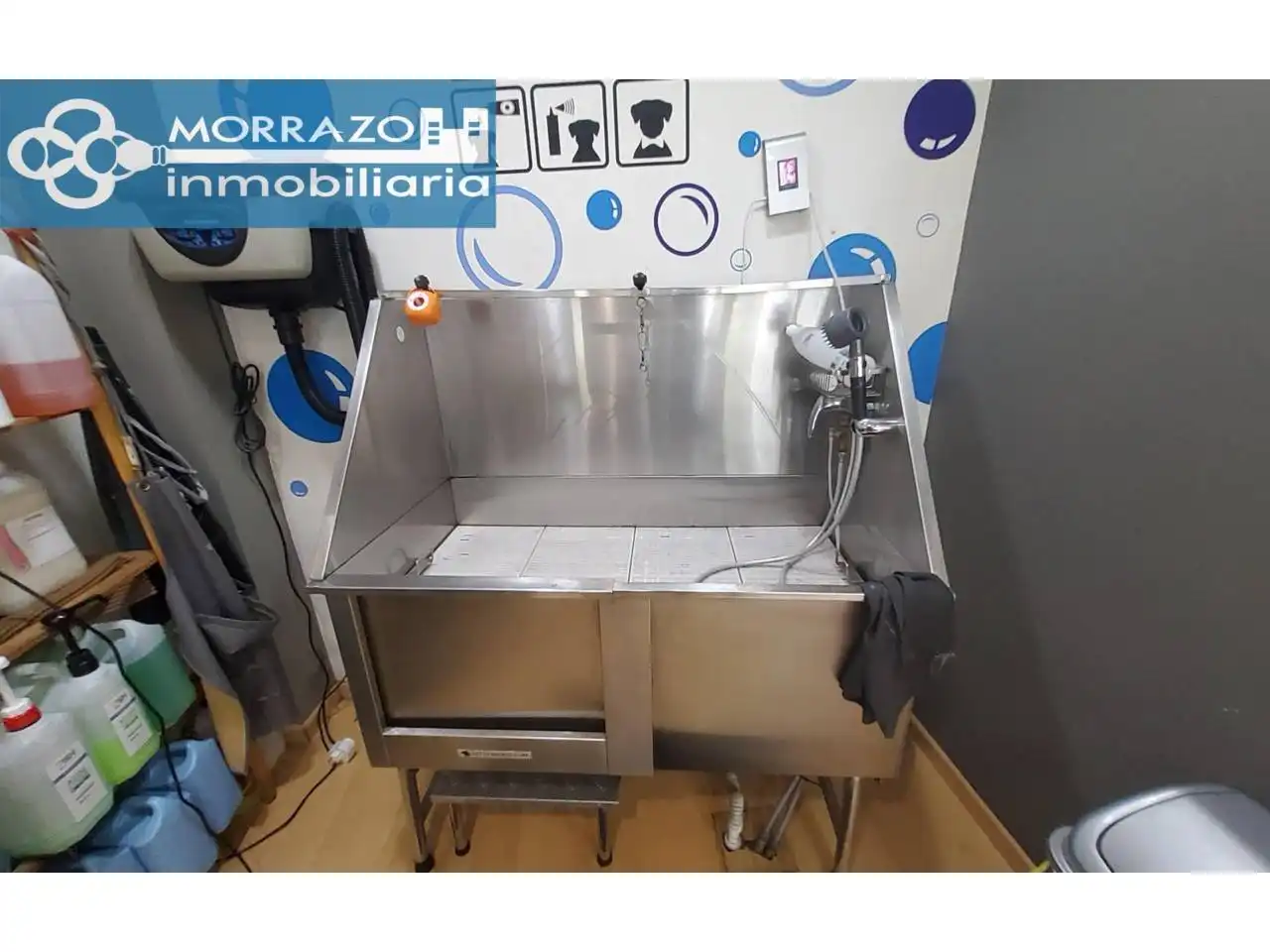 Business premises for transfer in Calle Alfonso Rodríguez Castelao 3, imagen 11