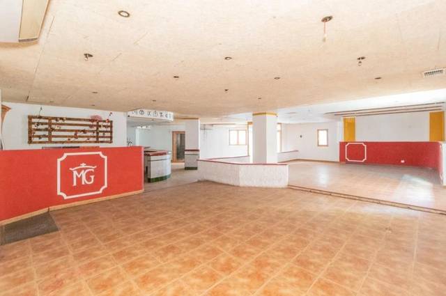 Local comercial en Venta en Catarroja