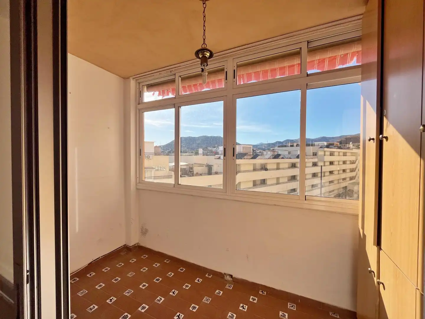 Habitación de Piso en venta en Rincón de la Victoria con Aire acondicionado, Terraza y Piscina comunitaria