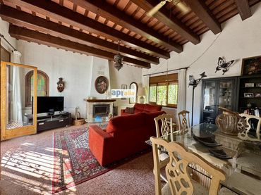 Casa amb piscina en venda a Canyelles