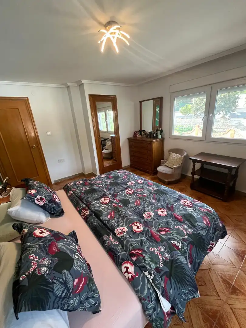 Habitación de Casa o chalet en venta en Manises con Aire acondicionado, Jardín privado y Terraza