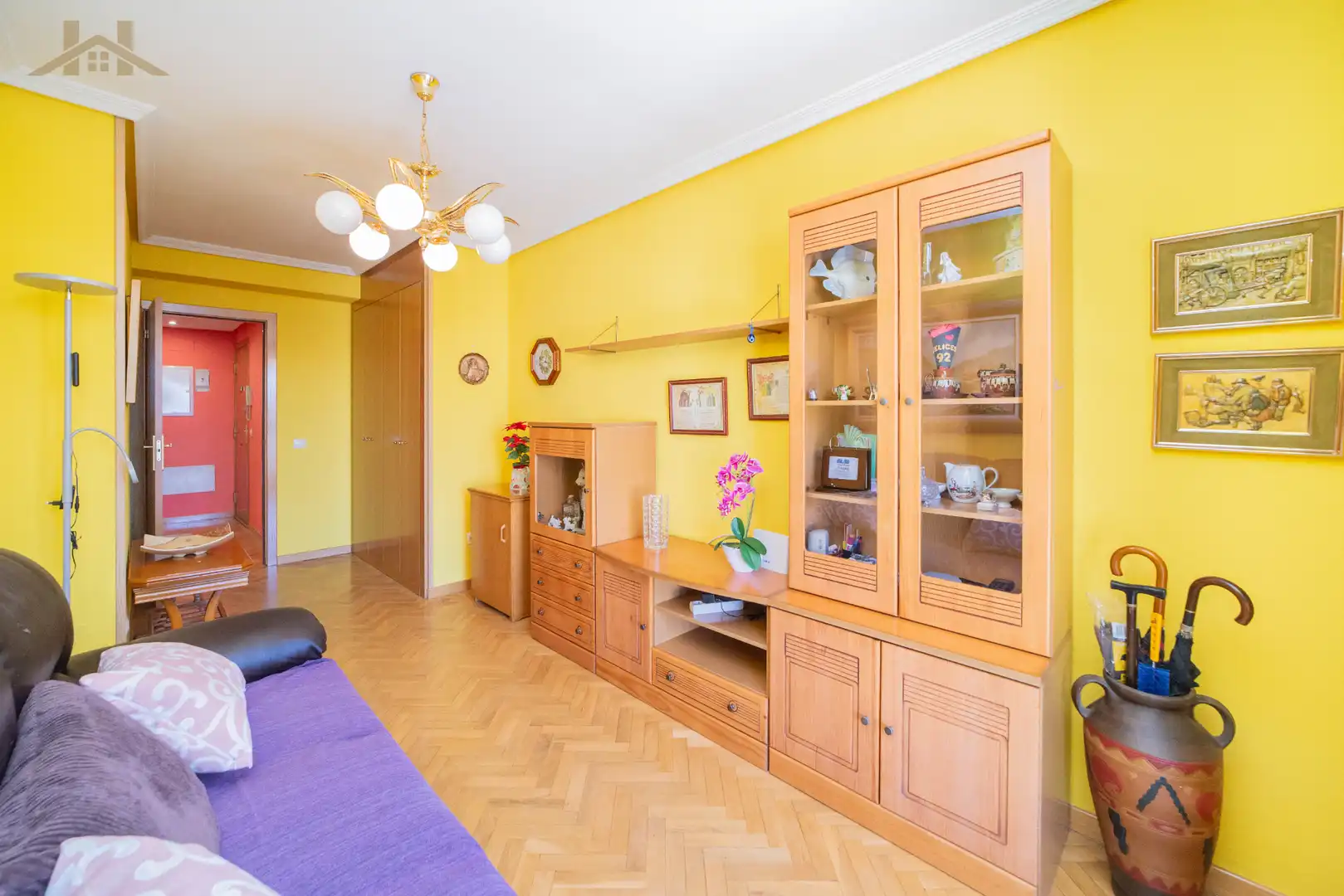 Sala d'estar de Pis en venda en Arroyomolinos (Madrid) amb Aire condicionat, Calefacció i Parquet