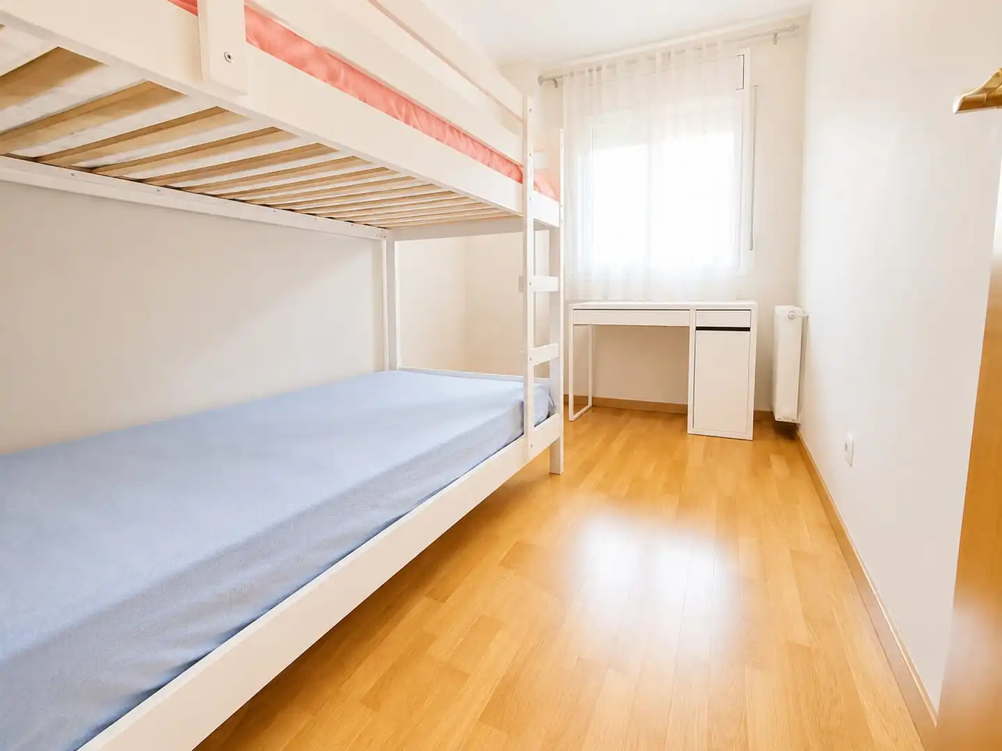 Habitación de Piso en venta en Badalona con Aire acondicionado, Calefacción y Parquet