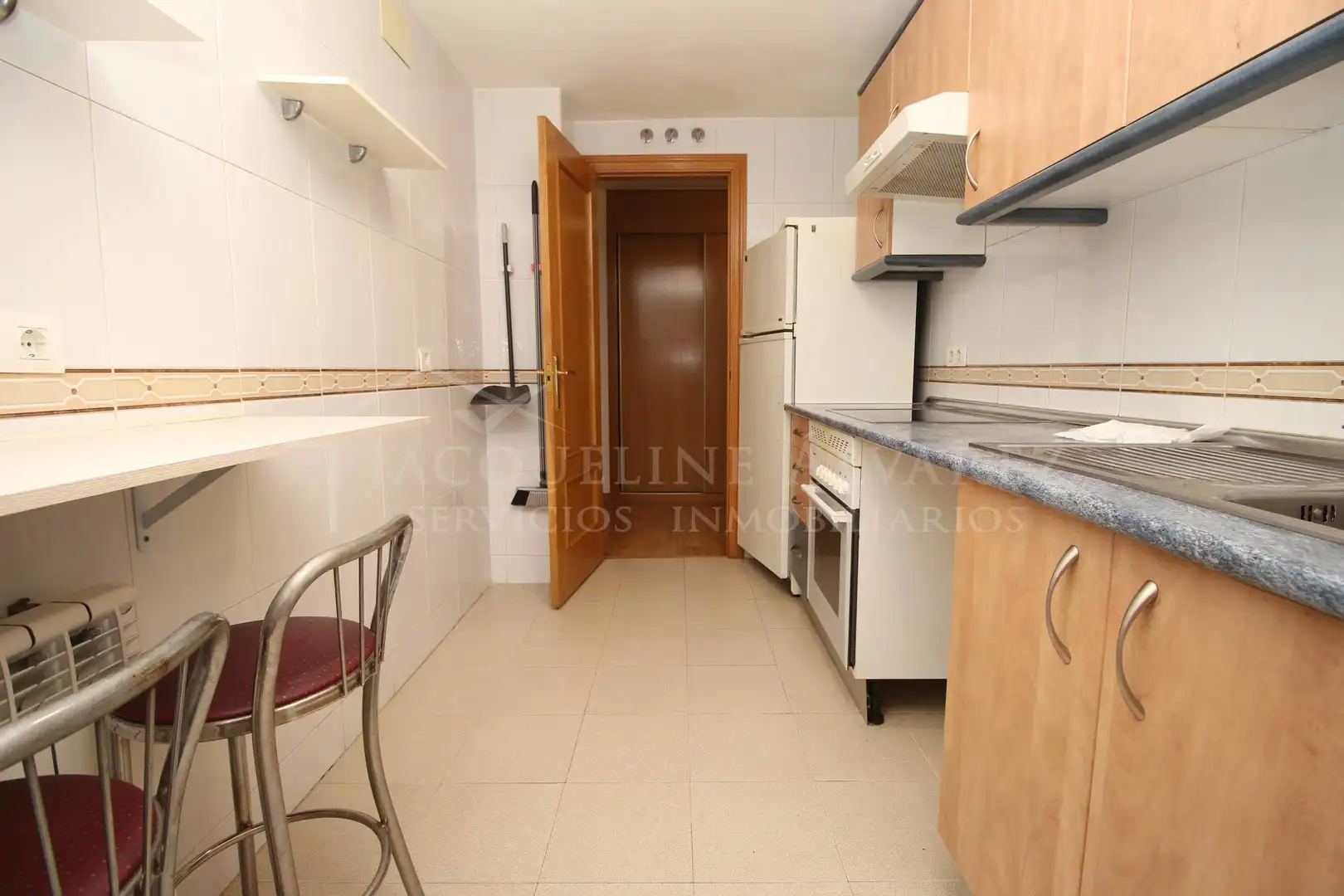 Cocina de Apartamento en venta en Ocaña con Calefacción, Parquet y Trastero