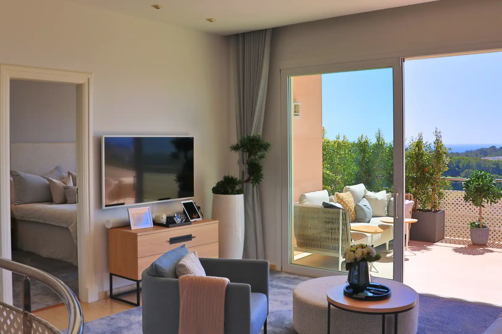 Living room of Houses for sale in Calvià  with Air Conditioner, Private garden and Terrace