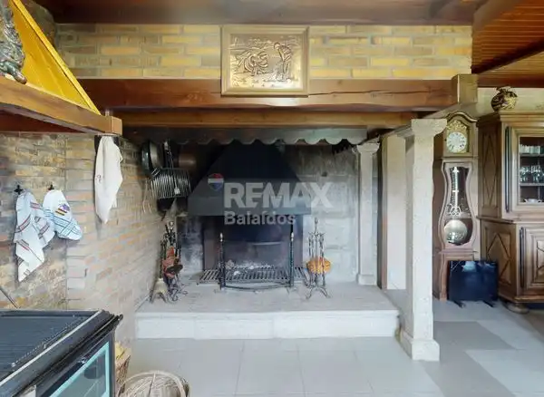 Casa o xalet en venda en A Cañiza   amb Calefacció, Jardí privat i Parquet