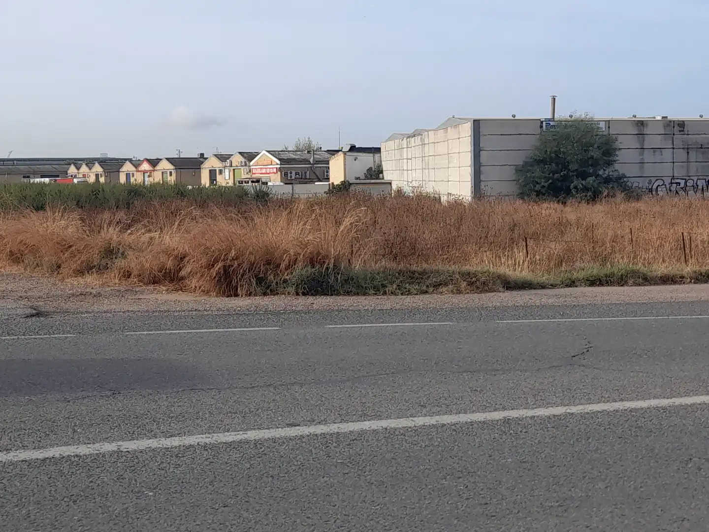 Nau industrial de lloguer en La Rinconada