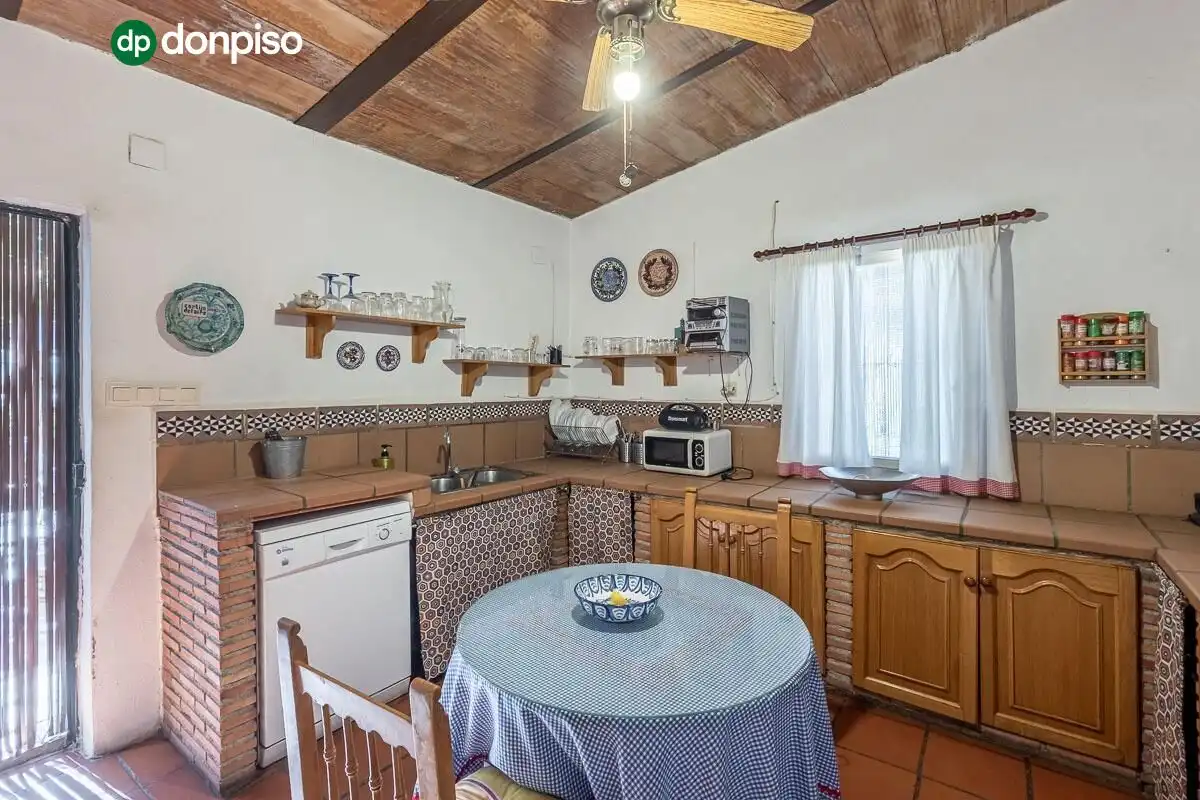 Chalet con piscina en venta en Calle del Arache 5, imagen 44