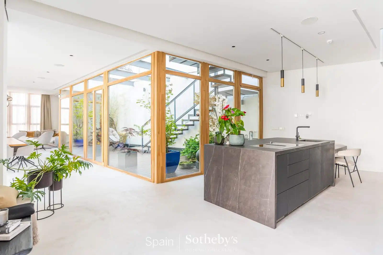 Cocina de Ático en venta en Madrid con Aire acondicionado, Calefacción y Jardín privado