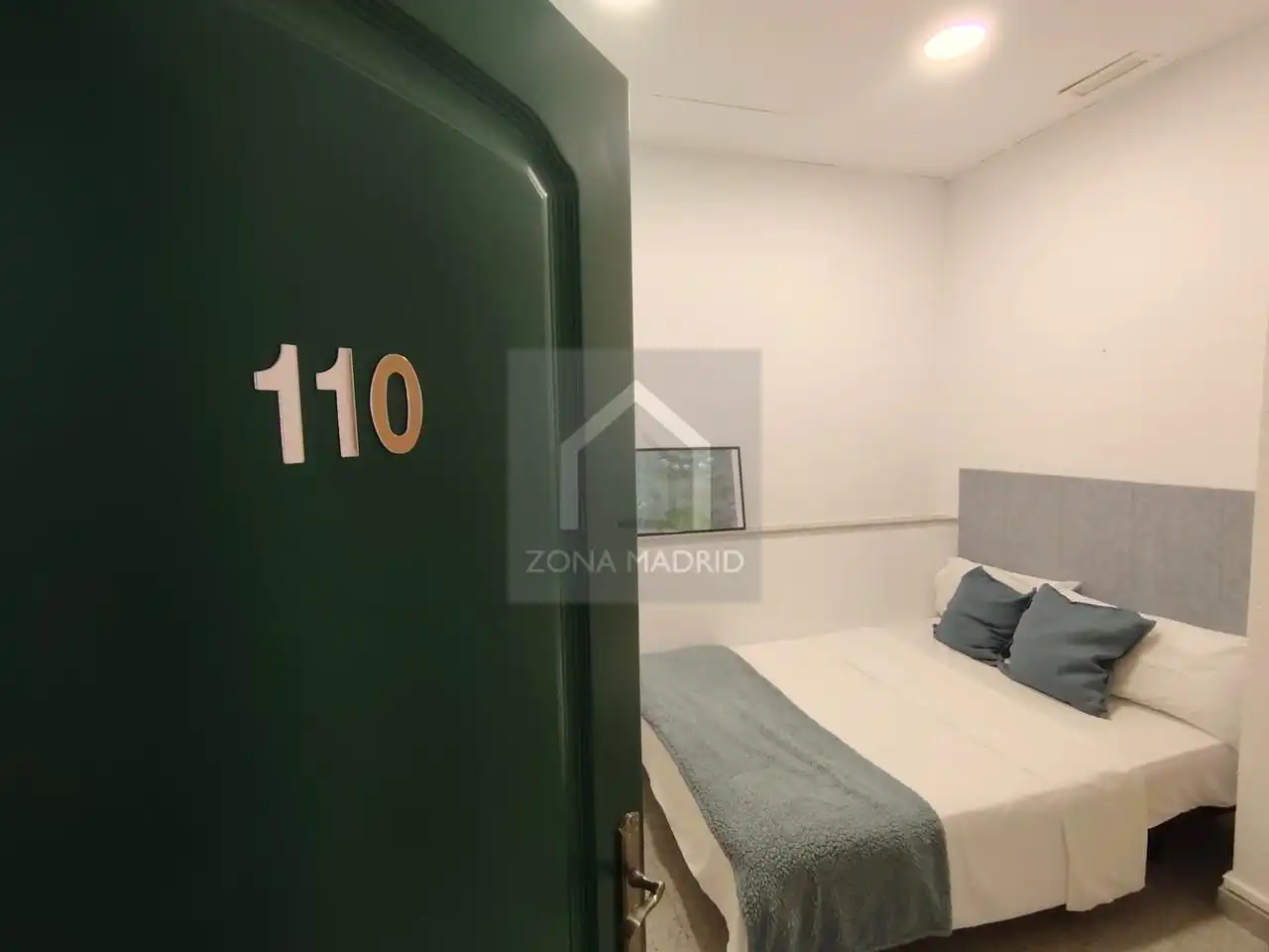 Dormitori de Planta baixa per a compartir en Madrid amb Aire condicionat i Moblat
