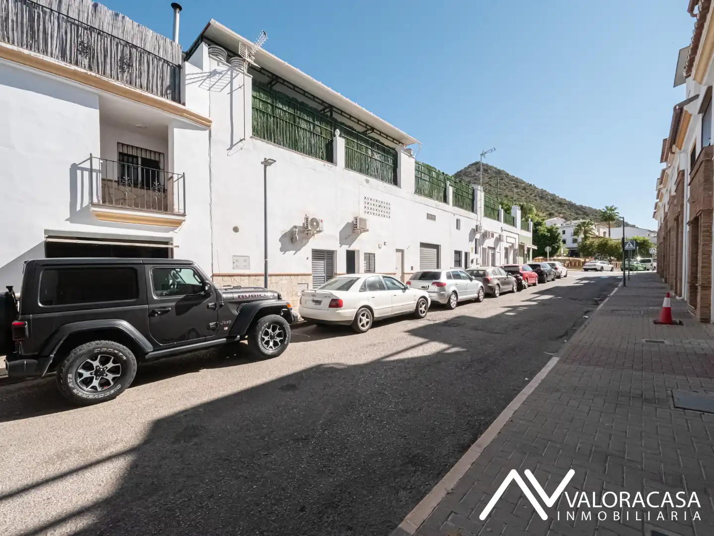 Vista exterior de Casa o xalet en venda en Cártama amb Aire condicionat, Terrassa i Moblat