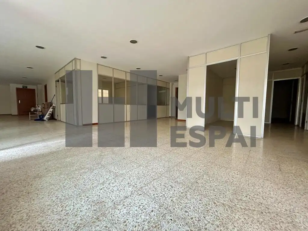 Büro zur Miete in Barcelona mit Klimaanlage und Terrasse