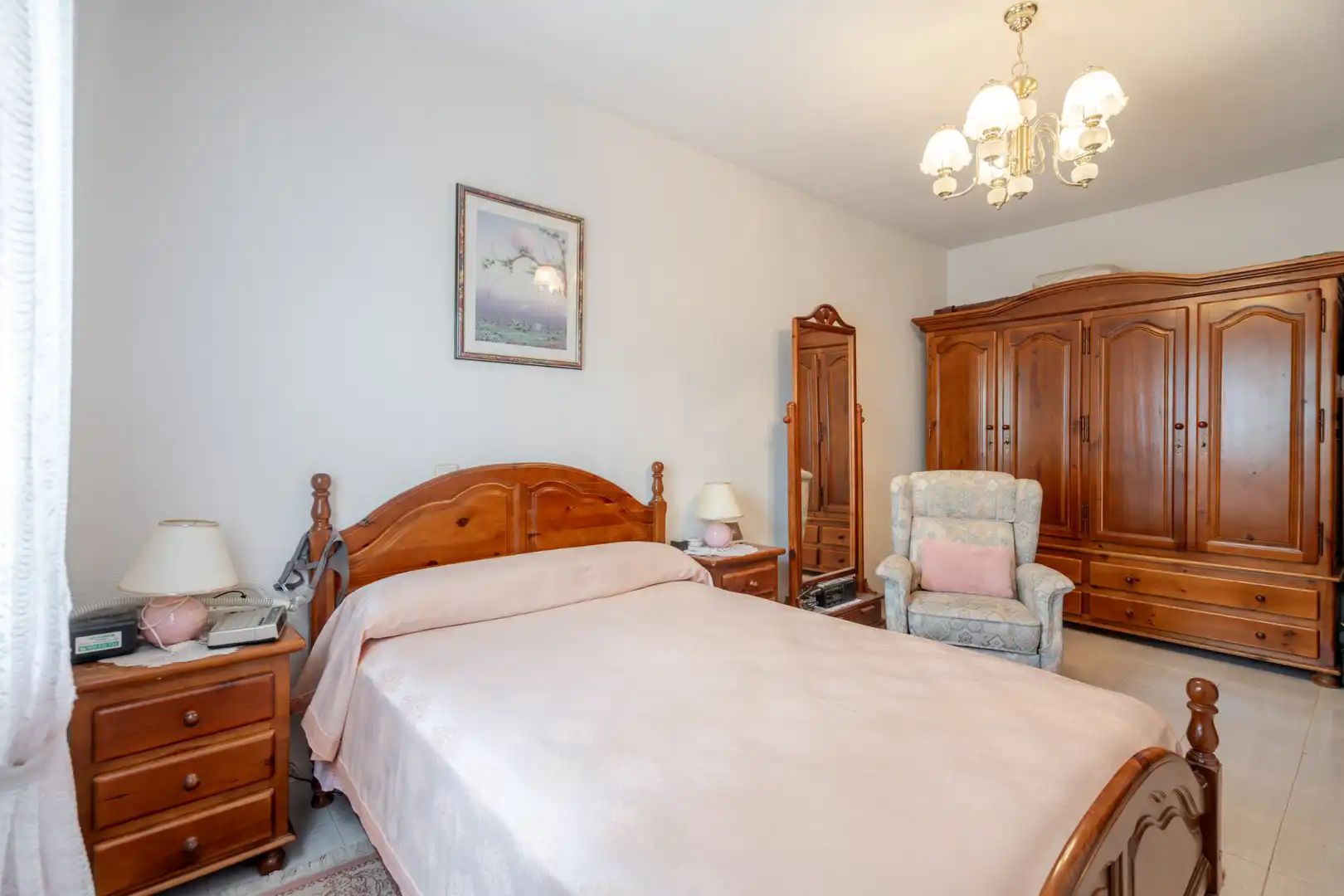 Bedroom of Detached homes for sale in El Tiemblo   with Heating, Terrace and Community pool