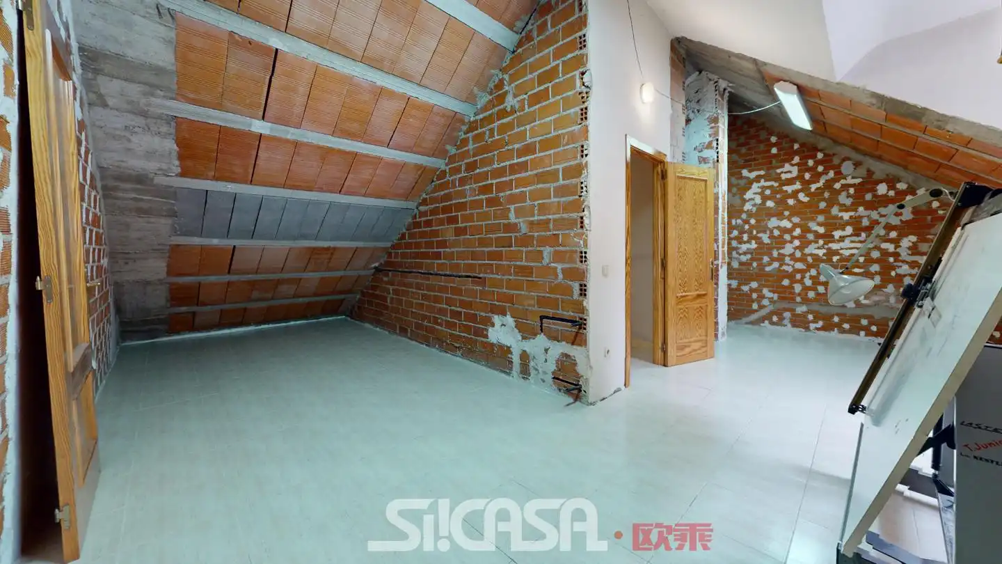 Detached homes for sale in Parla  with Air Conditioner, Heating and Private garden