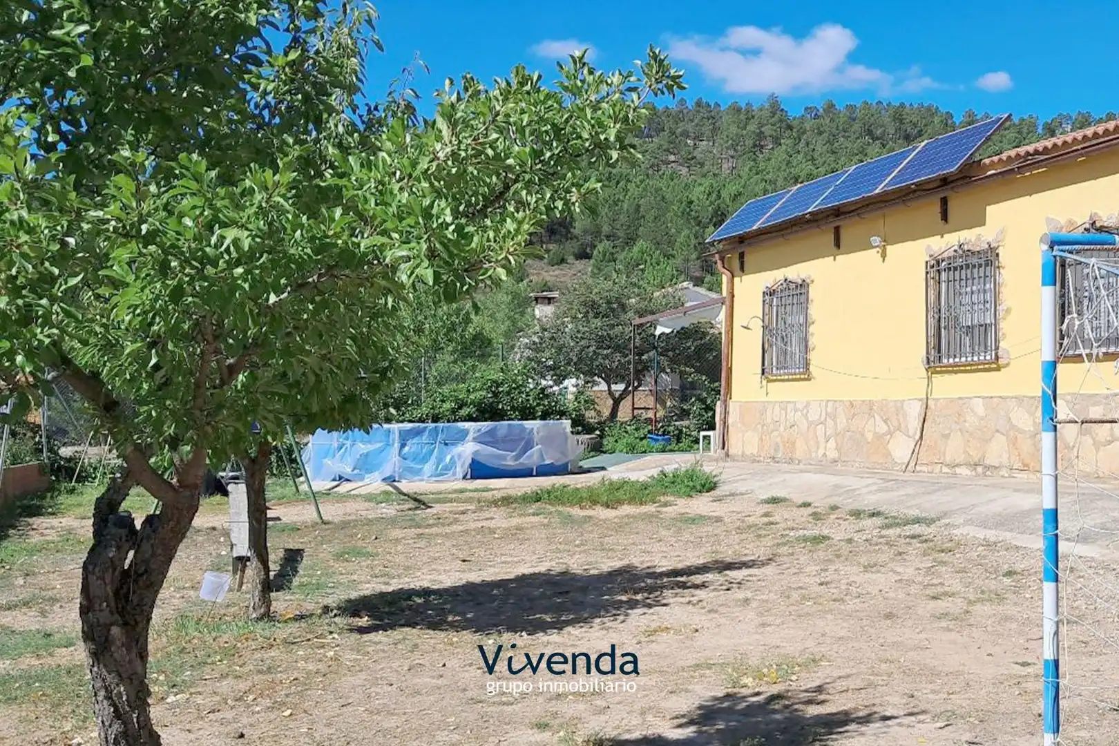 Finca rústica en venta en Boniches con Jardín privado y Alarma