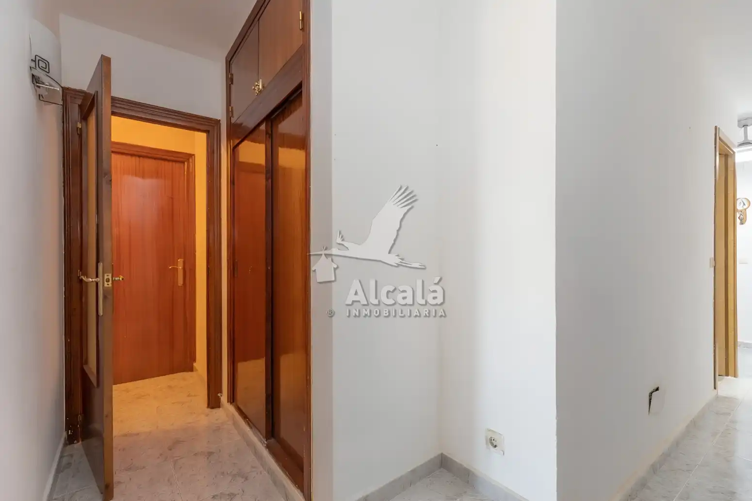 Wohnung zum Verkauf in Ocaña mit Heizung, Privatgarten und Terrasse
