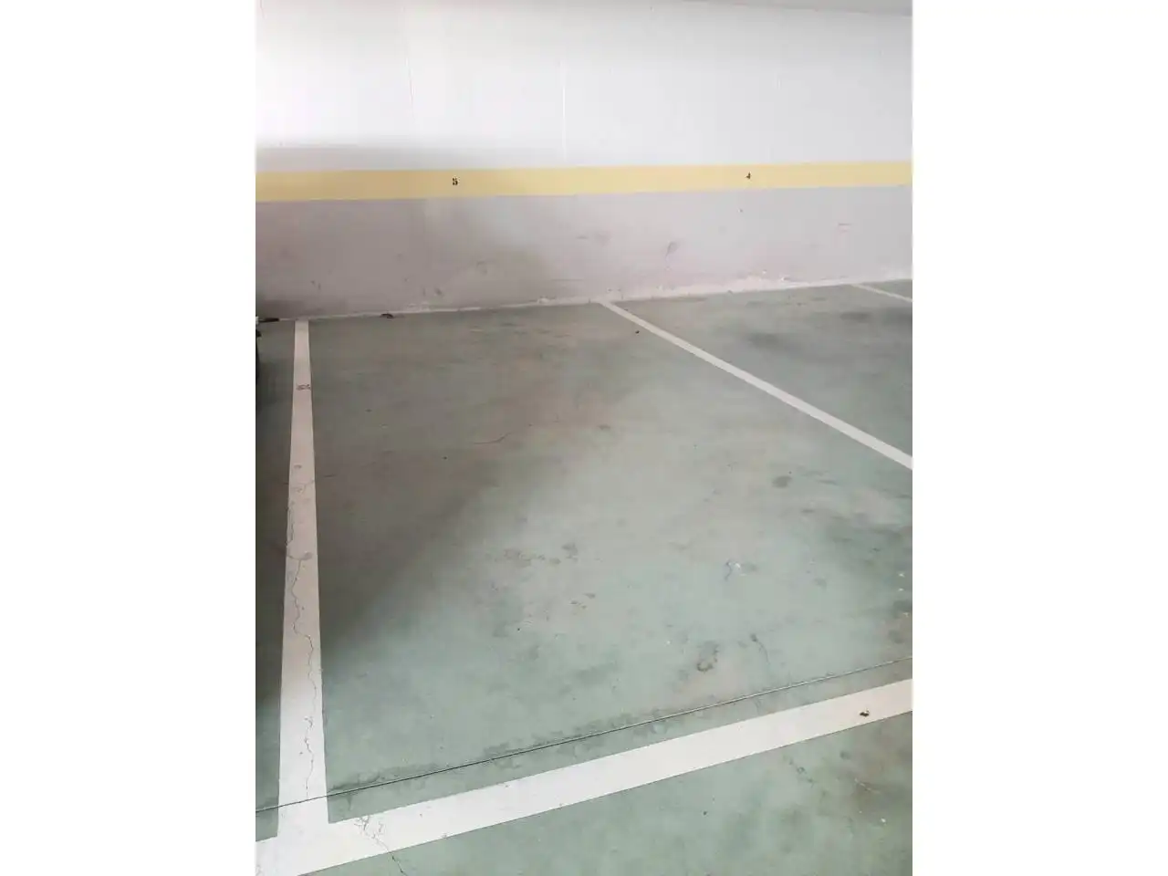 Parking of Flat for rent in Miño, A Coruña