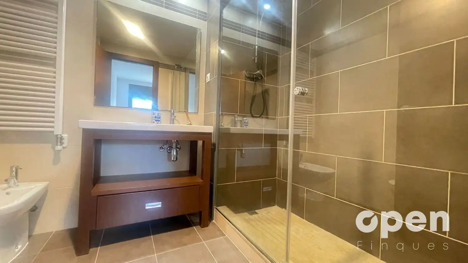 Piso con ascensor en venta en Doctor Ferran, imagen 4