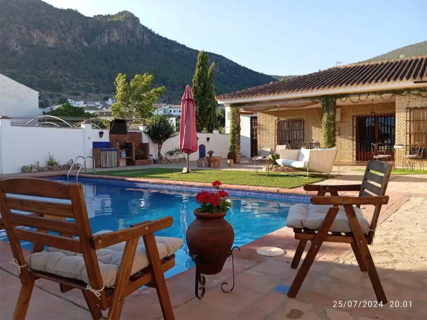 Piscina de Piso en venta en Algodonales con Aire acondicionado, Jardín privado y Piscina