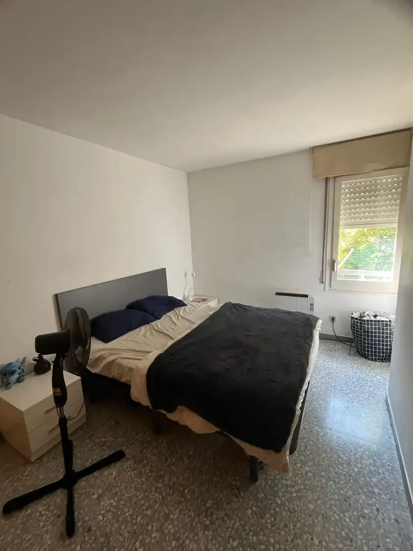 Habitación de Piso en venta en Vic con Calefacción, Amueblado y Horno