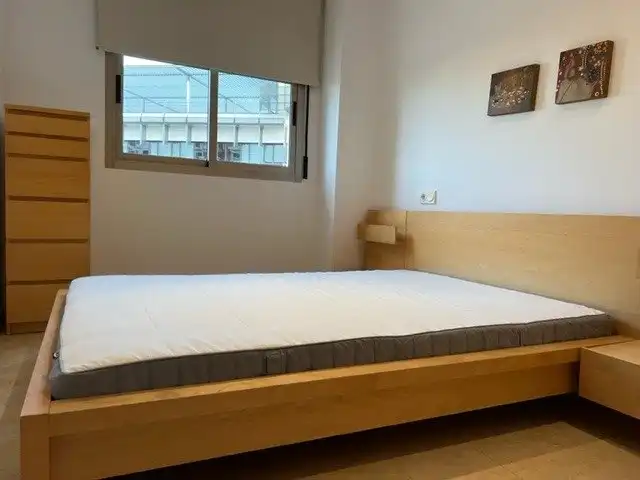 Habitación de Apartamento de alquiler en Murcia con Aire acondicionado, Calefacción y Trastero