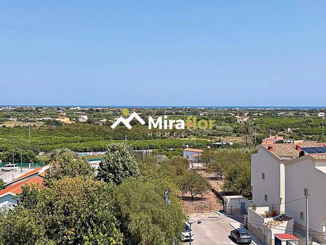 Ático en Venta en Carrer Lepanto en Ondara