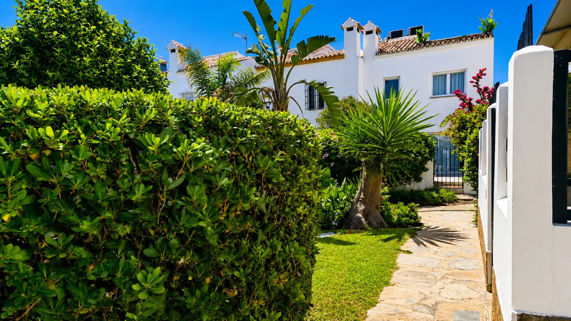 Jardí de Casa adosada en venda en Casares amb Jardí privat, Terrassa i Traster