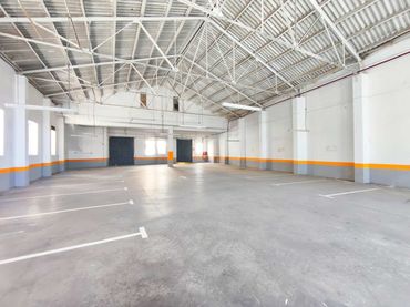 Industriegebäude zum Verkauf in Tavernes de la Valldigna