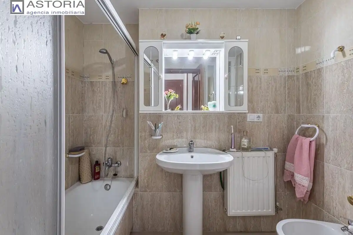 Piso con ascensor en venta en Calle Gobernador Pedro Temboury, imagen 14