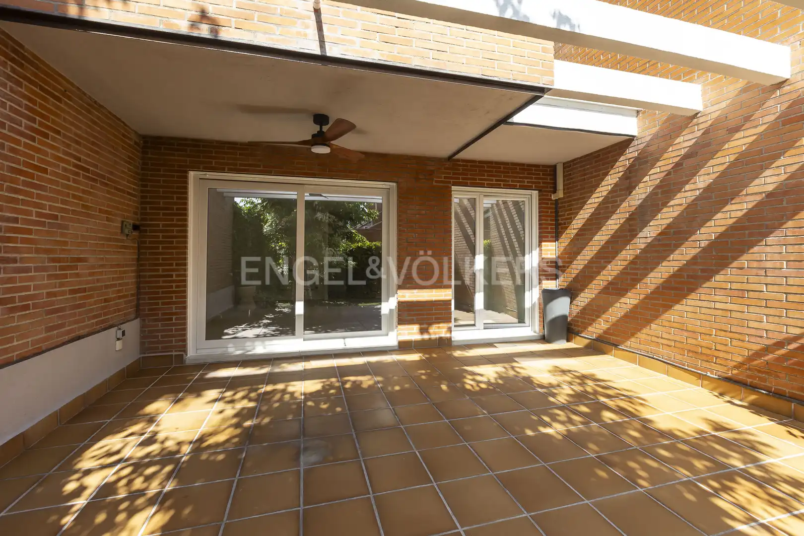 Terrace of Houses for sale in Pozuelo de Alarcón  with Air Conditioner, Heating and Swimming Pool