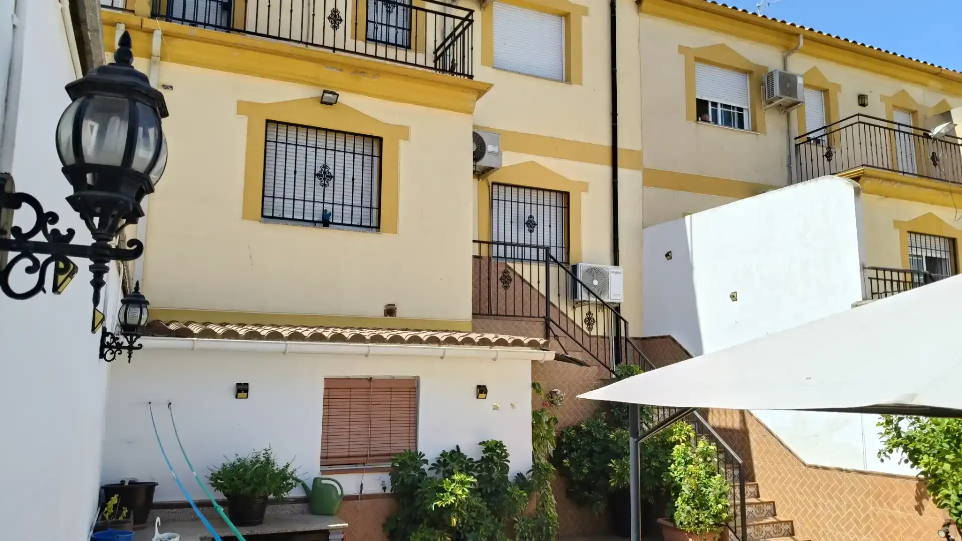 Jardí de Casa adosada en venda en Cijuela amb Aire condicionat