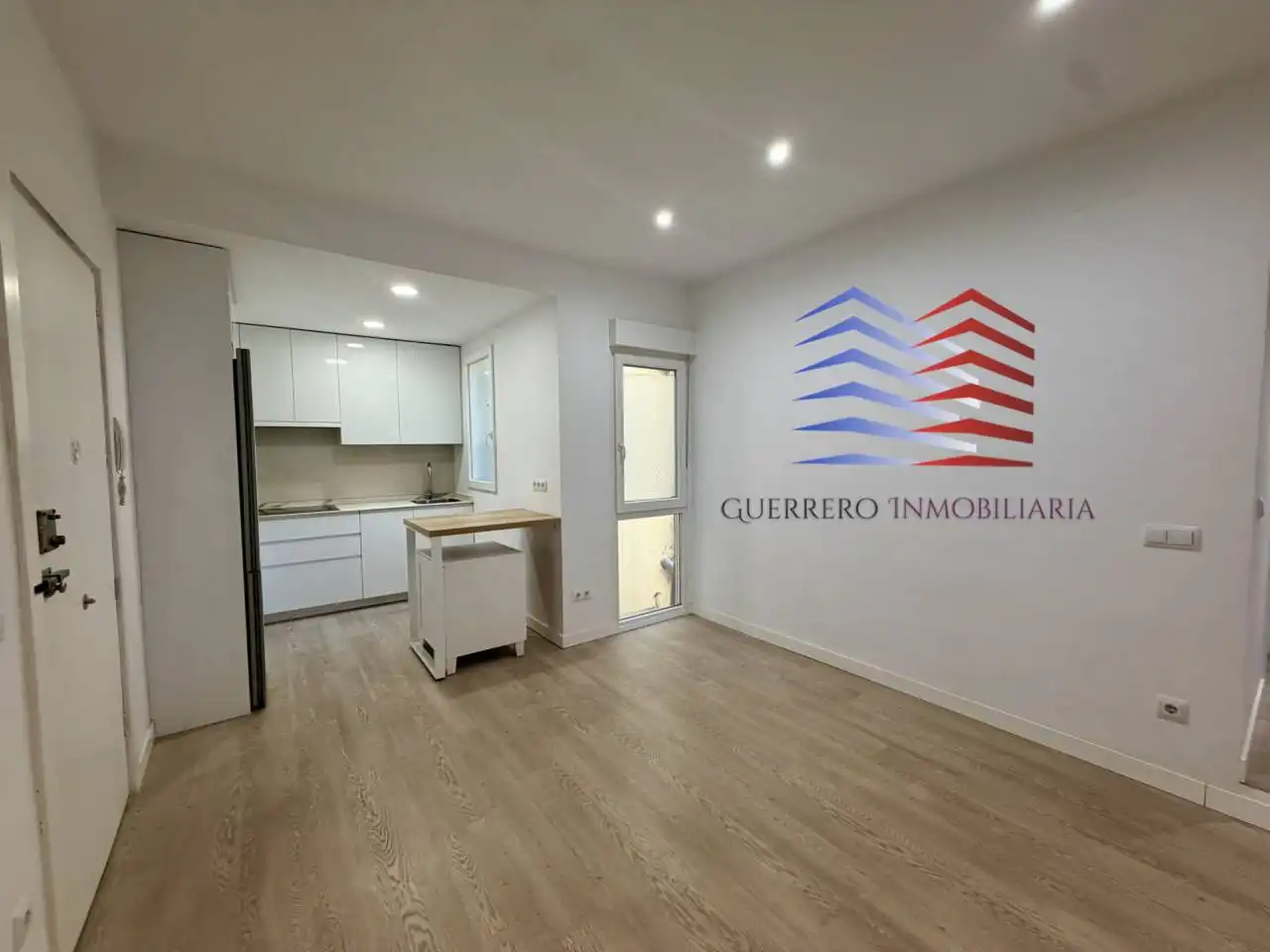 Vista exterior de Apartament de lloguer en Madrid amb Aire condicionat, Calefacció i Alarma