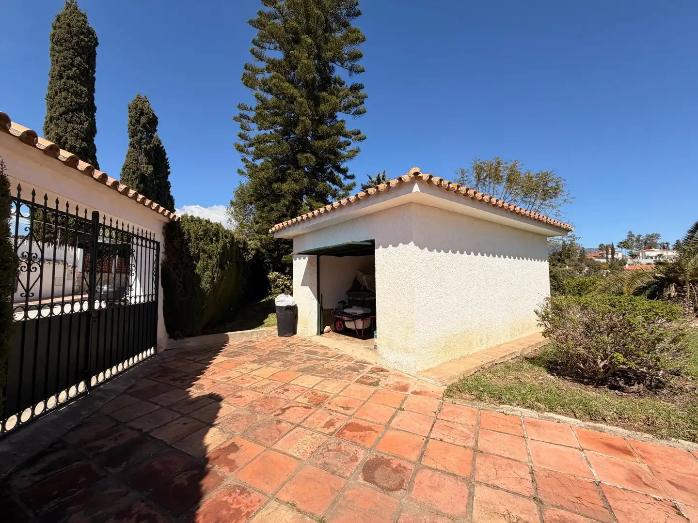 Detached house with pool for sale in Calle Jazmines de Compomijas, imagen 31